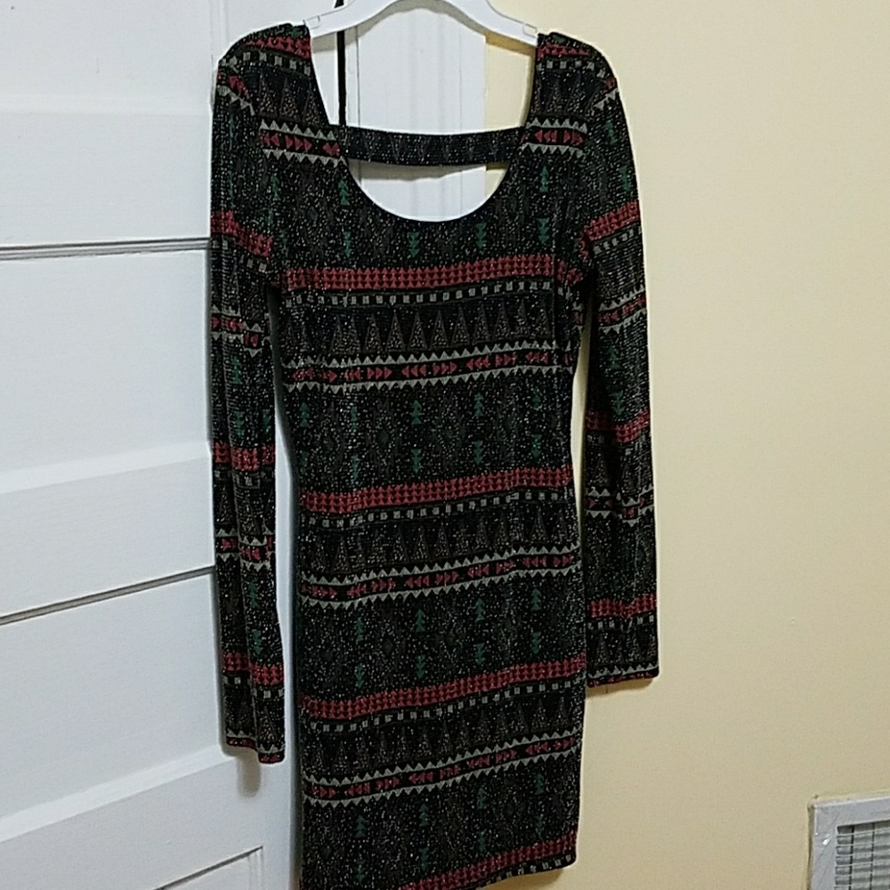 Dress - Picture 2 of 5